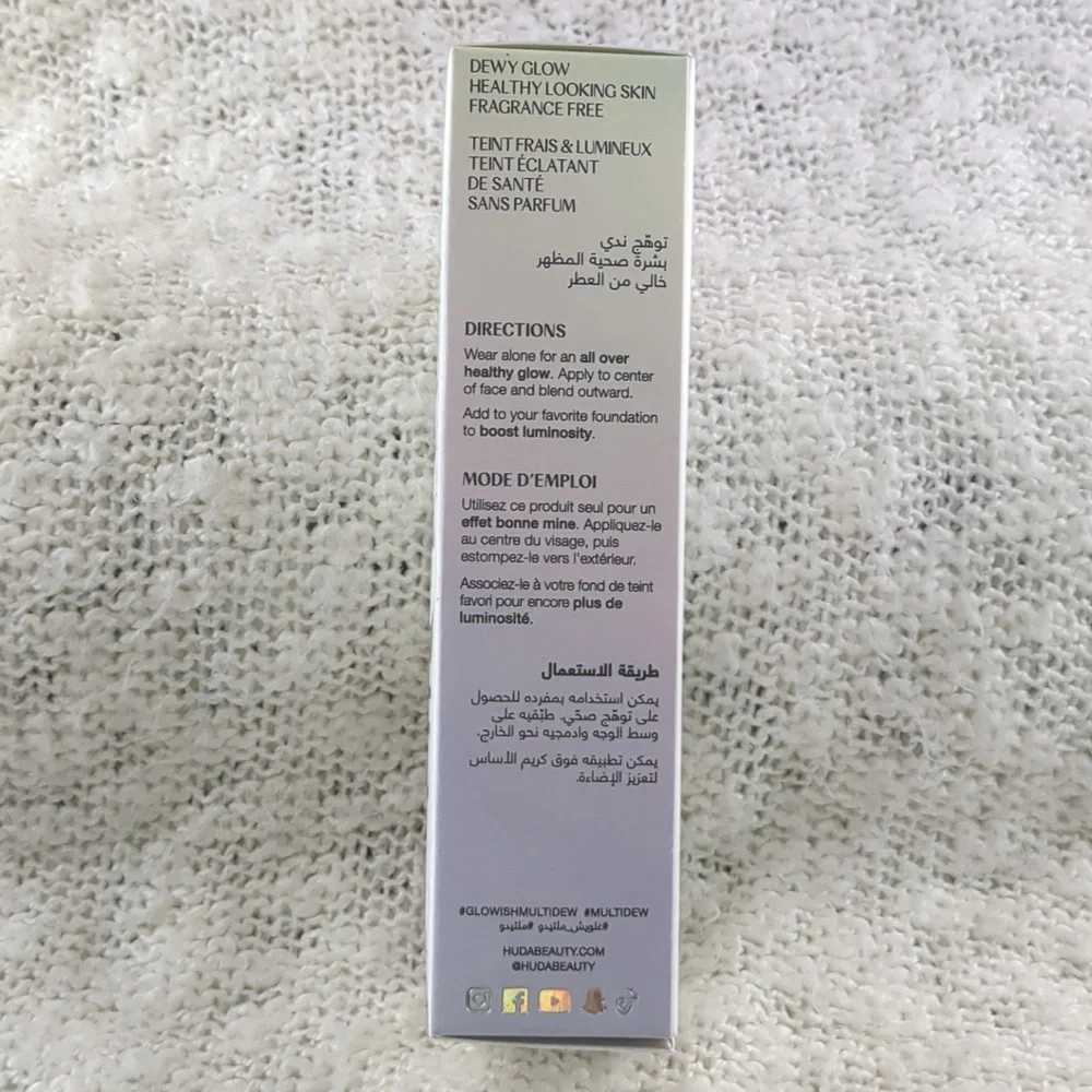 HUDA BEAUTY GloWish Multidew Tint Foundation in DEEP 11, 40ml/1.35fl oz